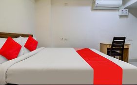 Oyo Flagship Mr Dwell Hotel